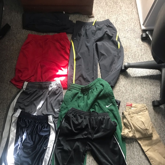 Lots of boys clothes - Picture 3 of 5